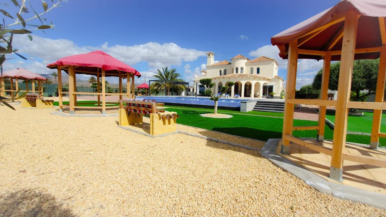 Casadelfenix Hotell Crevillente Exteriör bild