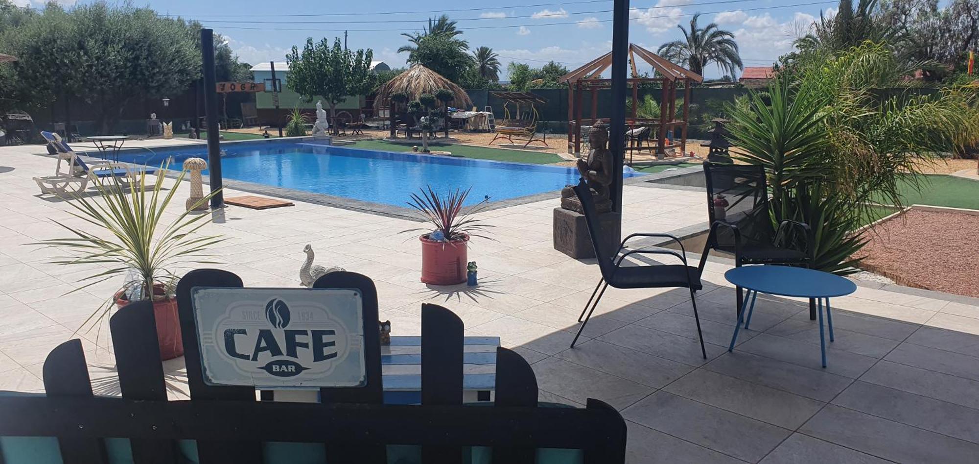 Casadelfenix Hotell Crevillente Exteriör bild